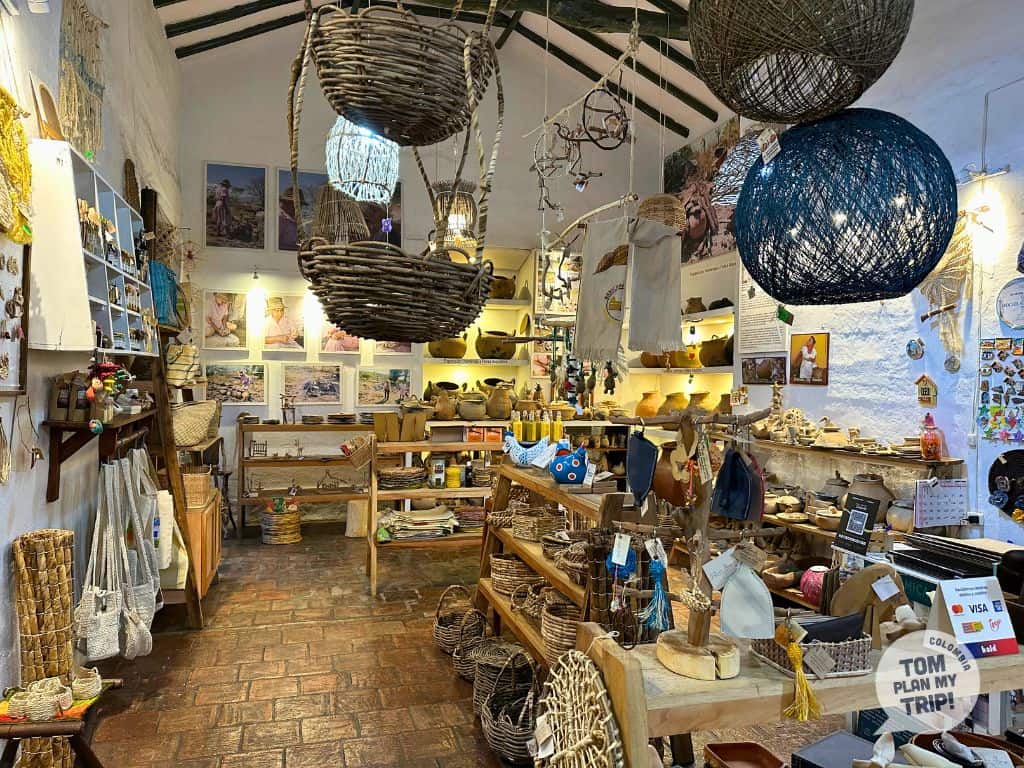 Ancestral Shop Barichara Santander Colombia - handicraft (1)