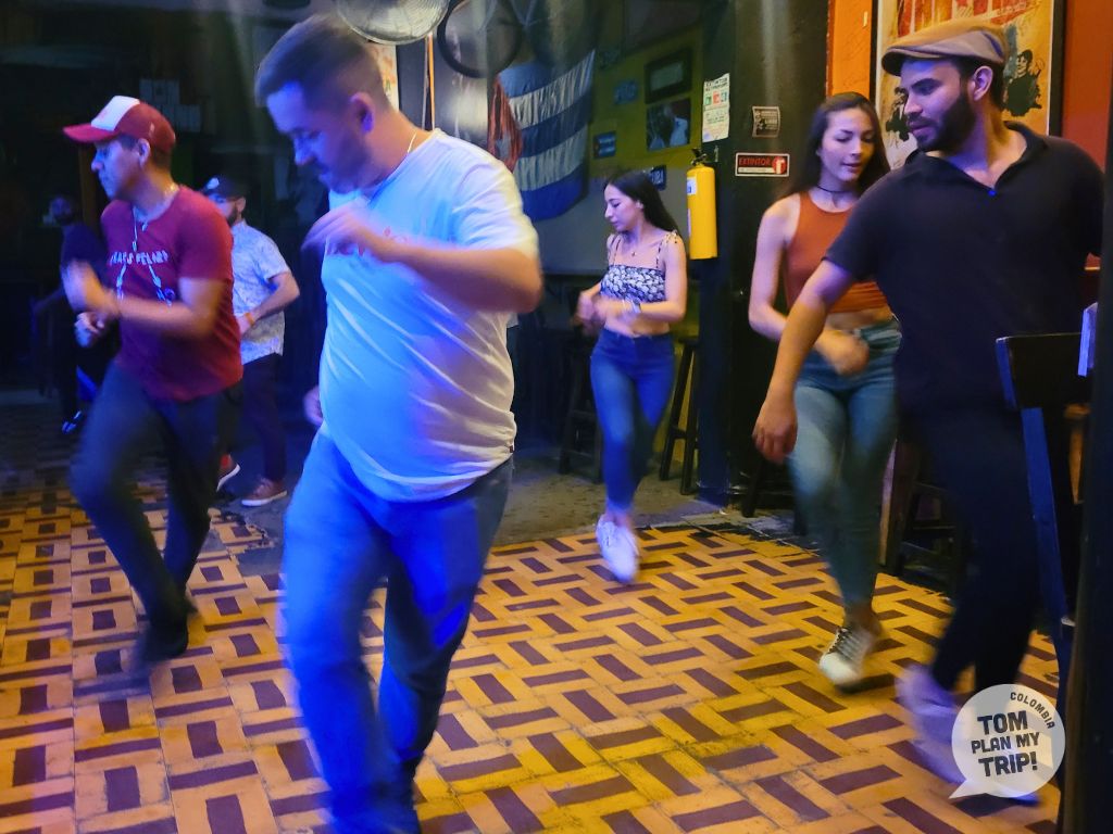 Bar Salsa Son Havana Laureles Medellin Antioquia Colombia