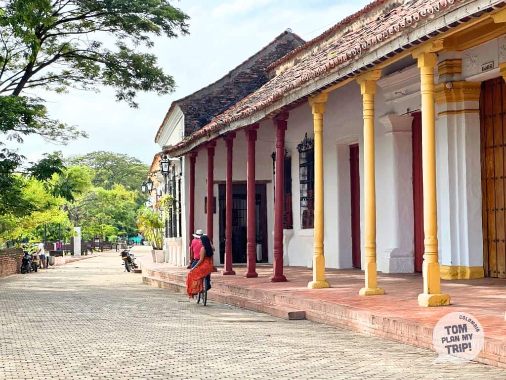 Bike Santa Cruz de Mompox - East Caribbean Coast Colombia