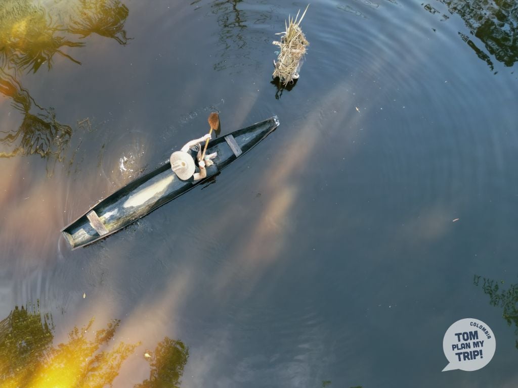 Boat Guainía Inirida Colombia - Kenke Reserve - Amazon Gateway