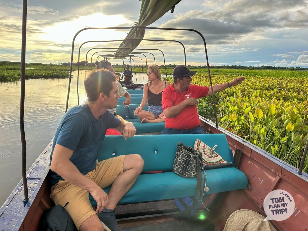 Boat in Magdalena river - Santa Cruz de Mompox - East Caribbean Coast - adrien