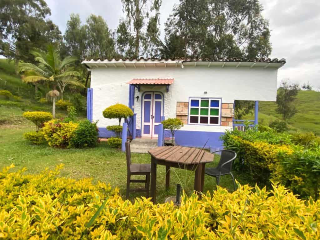 Cabañas y Flores Jerico Antioquia Colombia (Cabañas Y flores)