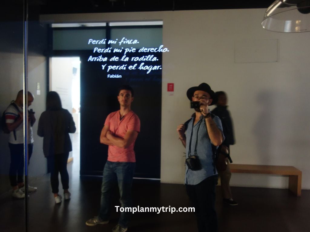 Casa de la mémoria texts medellin