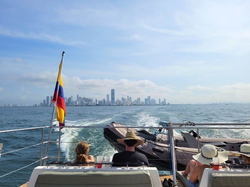 Catamaran & Cartagena Rosario Islands (1)