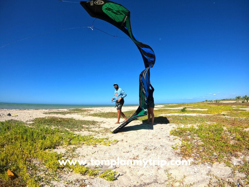 Class kitesurf tom (1)