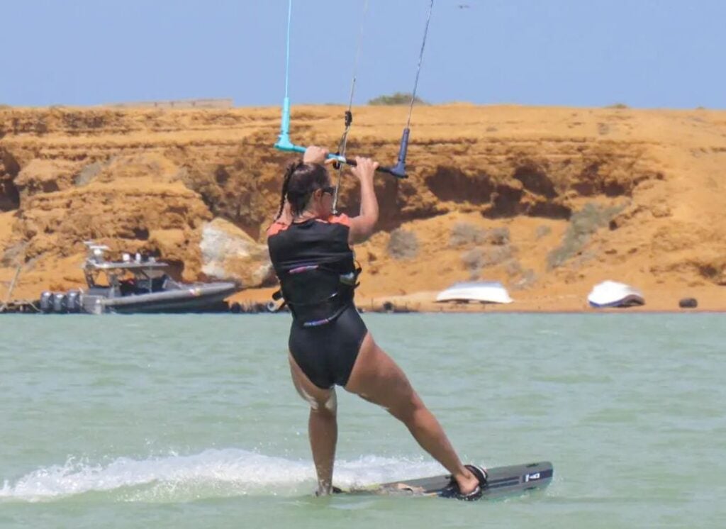 (Credito a) Kitesurfing Punta Gallinas