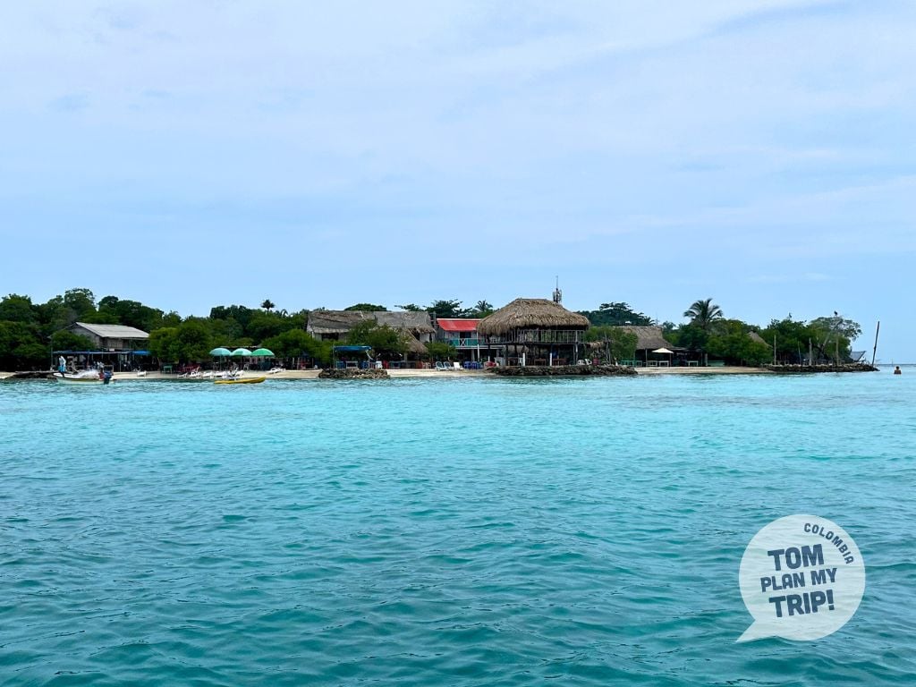 Isla Mucura Public Beach