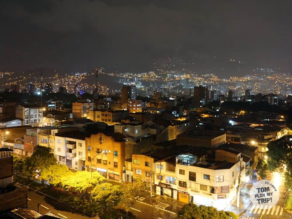 La 70 neighborhood of Medellin Colombia (2)