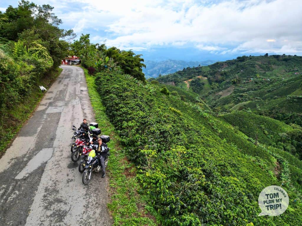 Moto-tour-Medellin-Antioquia-Colombia-