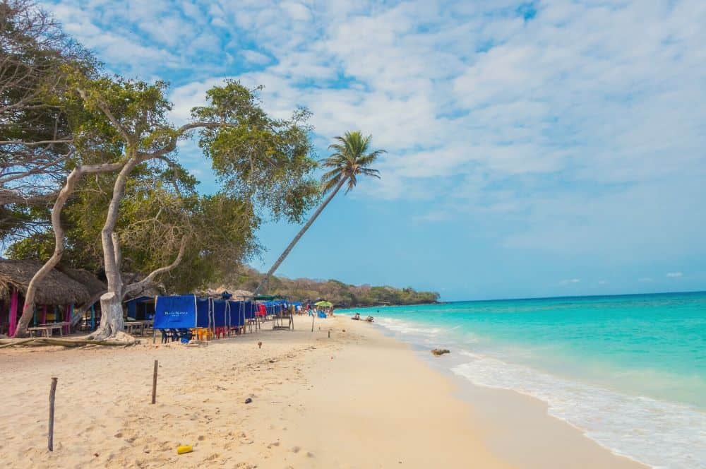 Playa Blanca Isla Baru Cartagena (1)