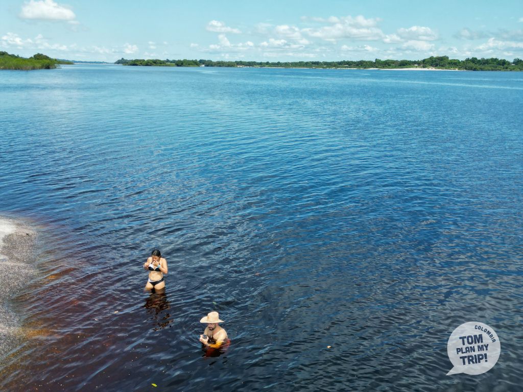 Red River of Atabapo Guania Inirida Cerros de Mavecure Colombia - Amazon Gateway (2)