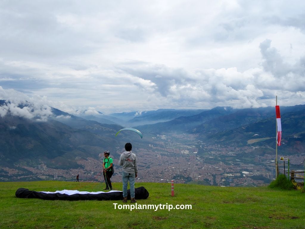 San Felix Paragliding view Medellin
