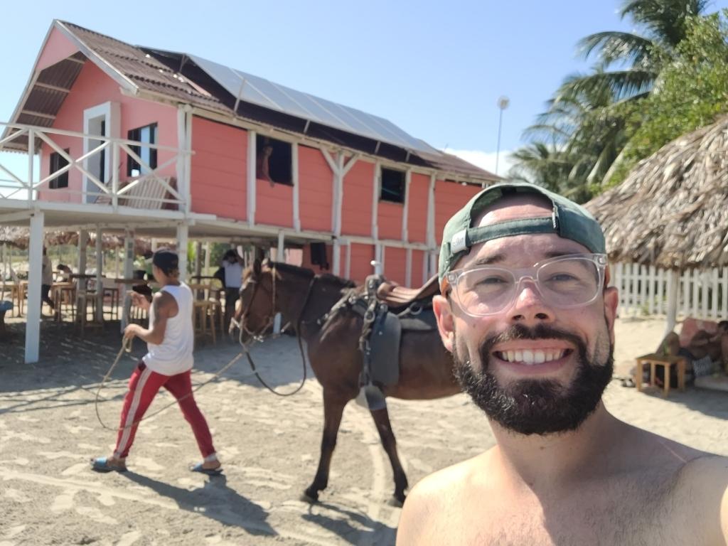 Tierra Bomba Amare beach