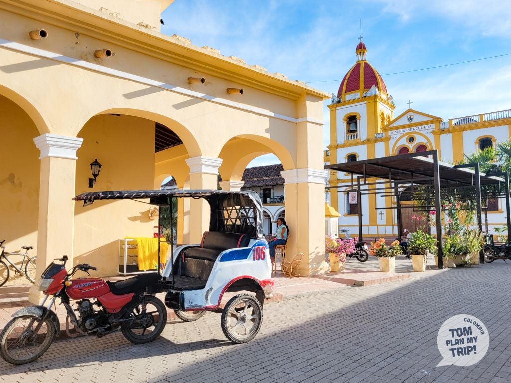 Tuktuk in Main Square - Santa Cruz de Mompox - East Caribbean Coast